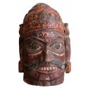 Máscaras Antiguas de origen indio con formas de dioses y animales de colores