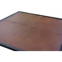 Mesa auxiliar de piel marrón estructura metálica negra 